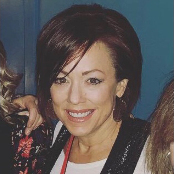 Meet your Posher, Jessica - Picture 1 of 1